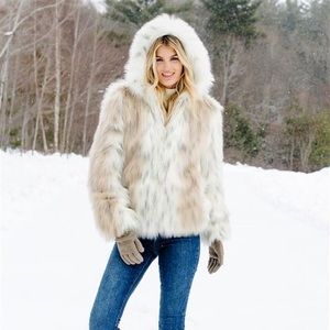 NWT Donna Salyers Fabulous Furs Snow Lynx Faux Fur Hooded Parks Coat - Size S